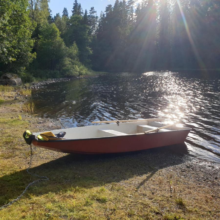 Cabin Near Lake And Beautiful Nature Reserve. Bodafors Eksteriør bilde